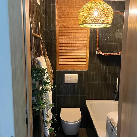 Nest Next To The Palace Of Culture *