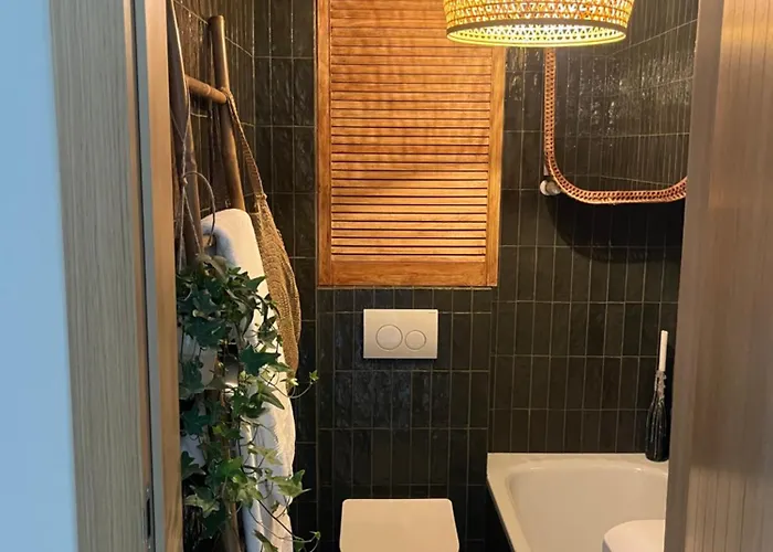 Nest Next To The Palace Of Culture *